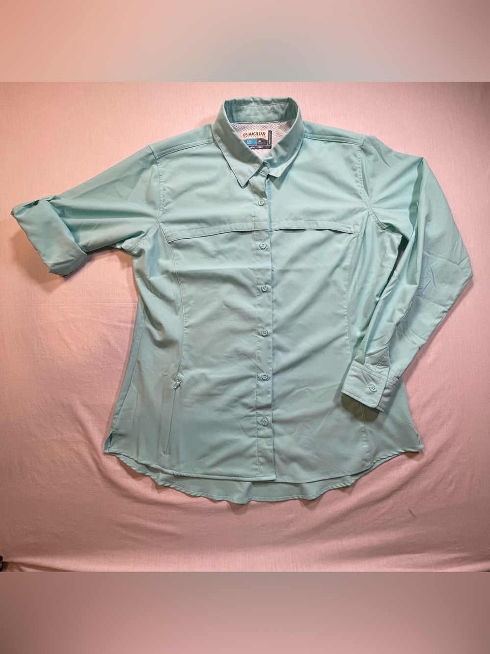 Magellan Women’s XL Fish Gear Shirt Moisture Wicking Semi Fitted Roll Tab Beach